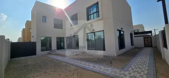 5 Bedroom VILLA| Corner | FOR RENT