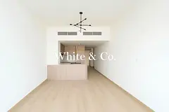 Skyline&amp;Pool View | 1BR | Elegant Finish