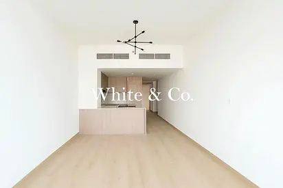 Skyline&Pool View | 1BR | Elegant Finish