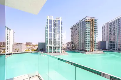 Corner Unit | Lagoon Views | Plus Maids Room