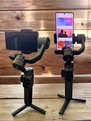 Stabilizer Gimbal for Smartphone Photography
