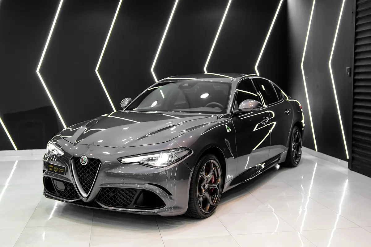 Alfa Romeo Giulia 2018 — photo 1 of 15