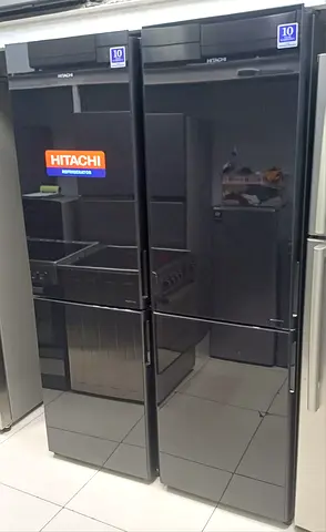 Hitachi bottom mount refrigerator for sell 💯 good working 2 piece available