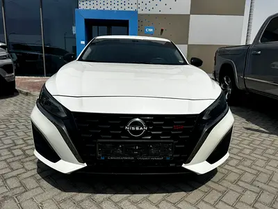 2023 Nissan Altima SR - GCC Specs - Like New!