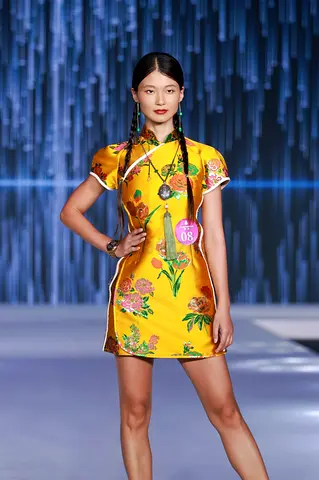 Amazing Chinese Qipao dress, handmade with impeccable details, size XS