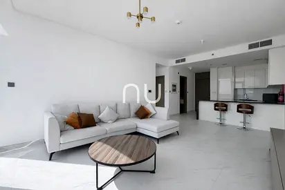 Available Now | Community expert | Prime location