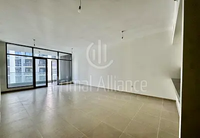 Direct Park Access | Spacious | Vacant