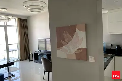 Golf View / High Floor / Vacant