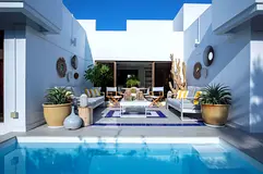 Beautiful large room for rent in villa Umm Suqeim 1