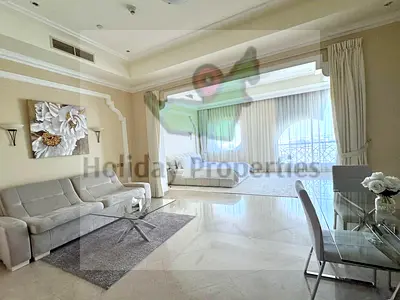 Beachfront Deluxe King Suite with golf view