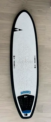 SIC Maui Dark Horse 6’8” Surfboard – Great Condition + Full Set