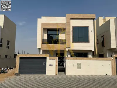 A villa with all AC fees included, on the main street, ready to move in, in the most prestigious area of ​​Ajman. Freehold ownership for all nationali