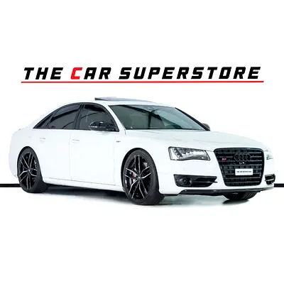 Audi S8-GCC-V8 Twin Turbo-AUDI Exclusive Interior Trim-22 Inch Rims-Very Well Maintained