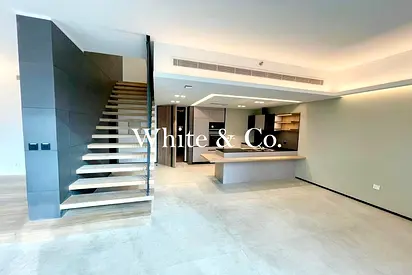 Large Duplex 2 Bed | Bright | Vacant Soon