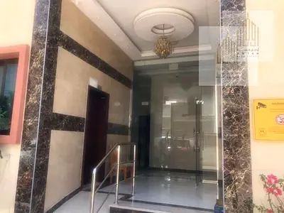 للبيع بناية بدخل مميز في منطقة الجرف الصناعية 3    عمارة بالكامل للبيع في الجرف الصناعية 3, الجرف الصناعية
