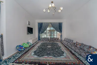Northwest Apartment | 2 Bed | Pool View