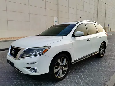 Nissan Pathfinder SV 2015 - GCC Specs - Well Maintained