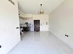Middle Floor | Outside view | Rented unit