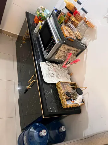 Modern Kitchen console for Storage and marble finish very good condition Al nahda 2 Dubai