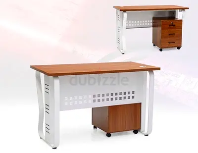 Stylish Modern Office Desk with Drawer