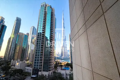 Iconic Views | Mid Floor | Downtown Living