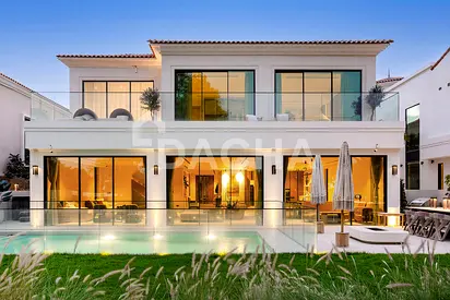 Iconic Golf Views | Premium Finishes | Call Today