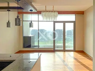 Park View | Vacant | High Floor