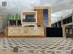A modern villa in a prime location, consisting of a ground floor and a first floor with a swimming p