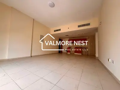 Versatile space I In best price I Easy access