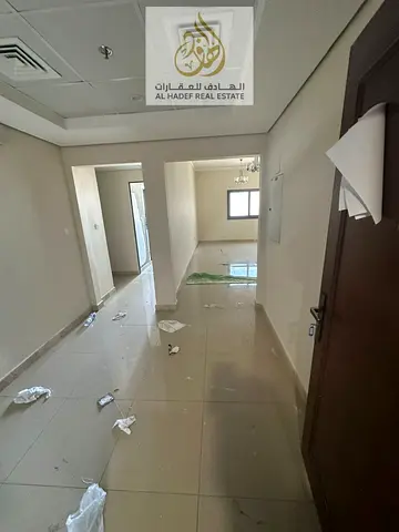غرفتين وصاله مع غرفه خادمه وغرفه غسيل مع باركن ايجار سنوى