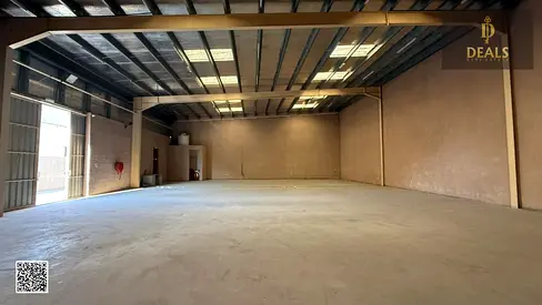 مستودع للإيجار في الجرف 1 – عجمان | 4350 قدم² | مناسب للتخزين | 225,000 درهم