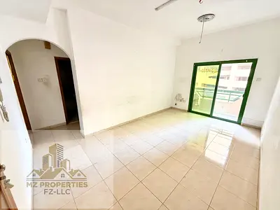 بدون دفعة أولى!! تحفة فنية!! استوديو فاخر، تكييف مركزي، مبنى عائلي، موقع مثالي!! فقط ٢٤,٩٩٩