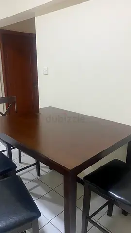 DINING TABLE ( home centre)