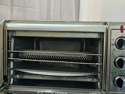Russel hobbs mini oven and air fryer for sale.
