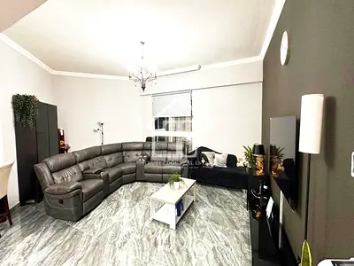 VOT | 2 Parking | Spacious | Investor Deal | Sale