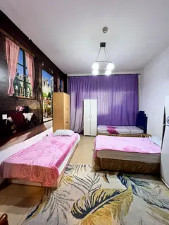 Female Bed Space with Luxury Furniture CHANCE !