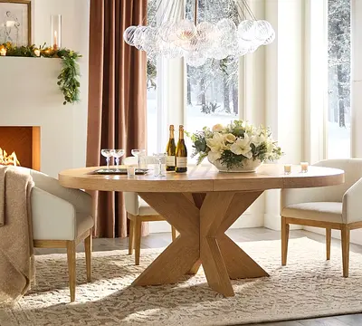 Pottery Barn Modern Farmhouse Round Pedestal Extendable Dining Table (60-78)