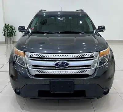 FORD EXPLORER XLT AWD GCC