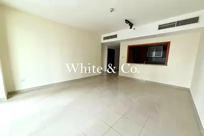 1 Bedroom | Fountain Views | Vacant Now
