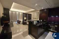 Studio Apt | High Floor | Larger Layout