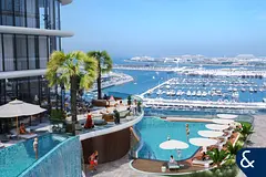Marina Skyline | Luxury 1 Bed Plus Study