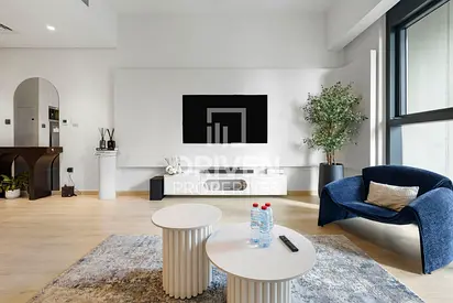 Prime Location | Fully Furnished | Boulevard View