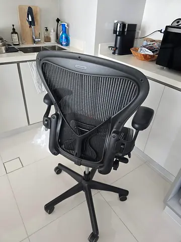 Herman Miller Aeron Office Chair Fully Options Good Condition