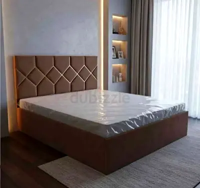 Stylish Brand new Queen size bed with medical mattress for sale good Quality storage Queen bed
