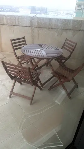 Outside wooden table + set of 4 chair