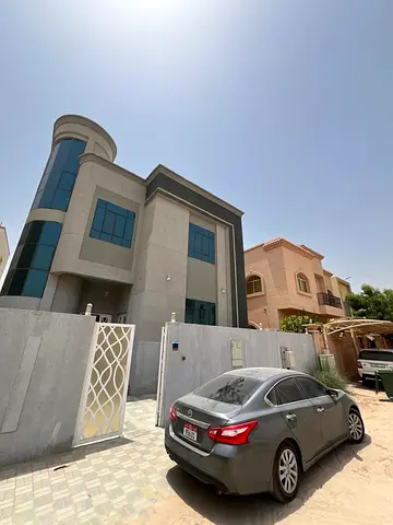 فيلا 5 غرف للإيجار الشهري بمنطقة الياسمين عجمان