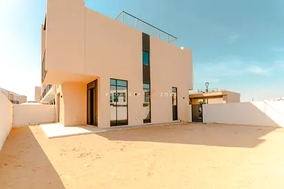 Large Plot | Close to amenities | New