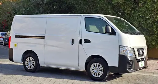 NISSAN URVAN NV350 2022 - GCC 2022 - PERFECT FOR BUSINESS.