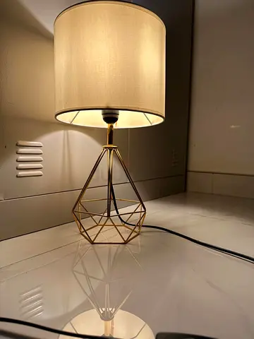 Elegant Gold Table Lamp