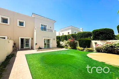 Large Plot | Park Backing | Vacant soon